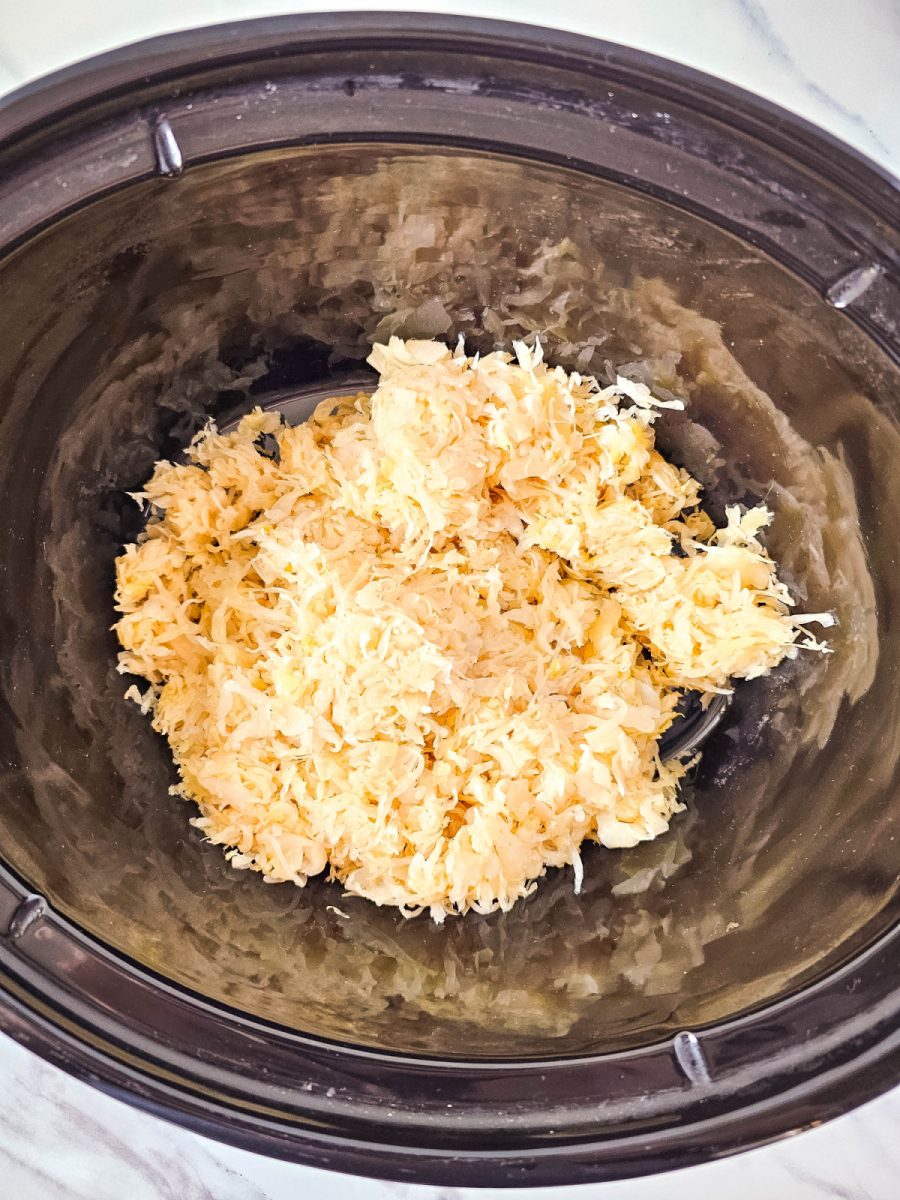 add sauerkraut to crockpot