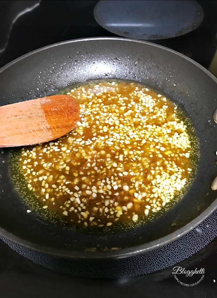 garlic in olive oil brown sugar mixture