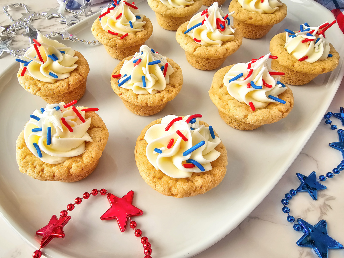 patriotic sugar cookie cups with sprinkles