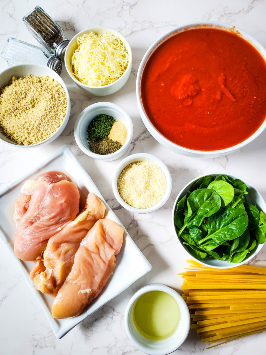 ingredients for skillet chicke parmesan
