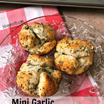 Mini-Garlic-Monkey-Bread-2