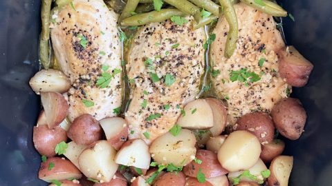 chicken green beans potatoes italian dressing crock pot Slow Cooker Italian Chicken, Potatoes and Green Beans Recipe