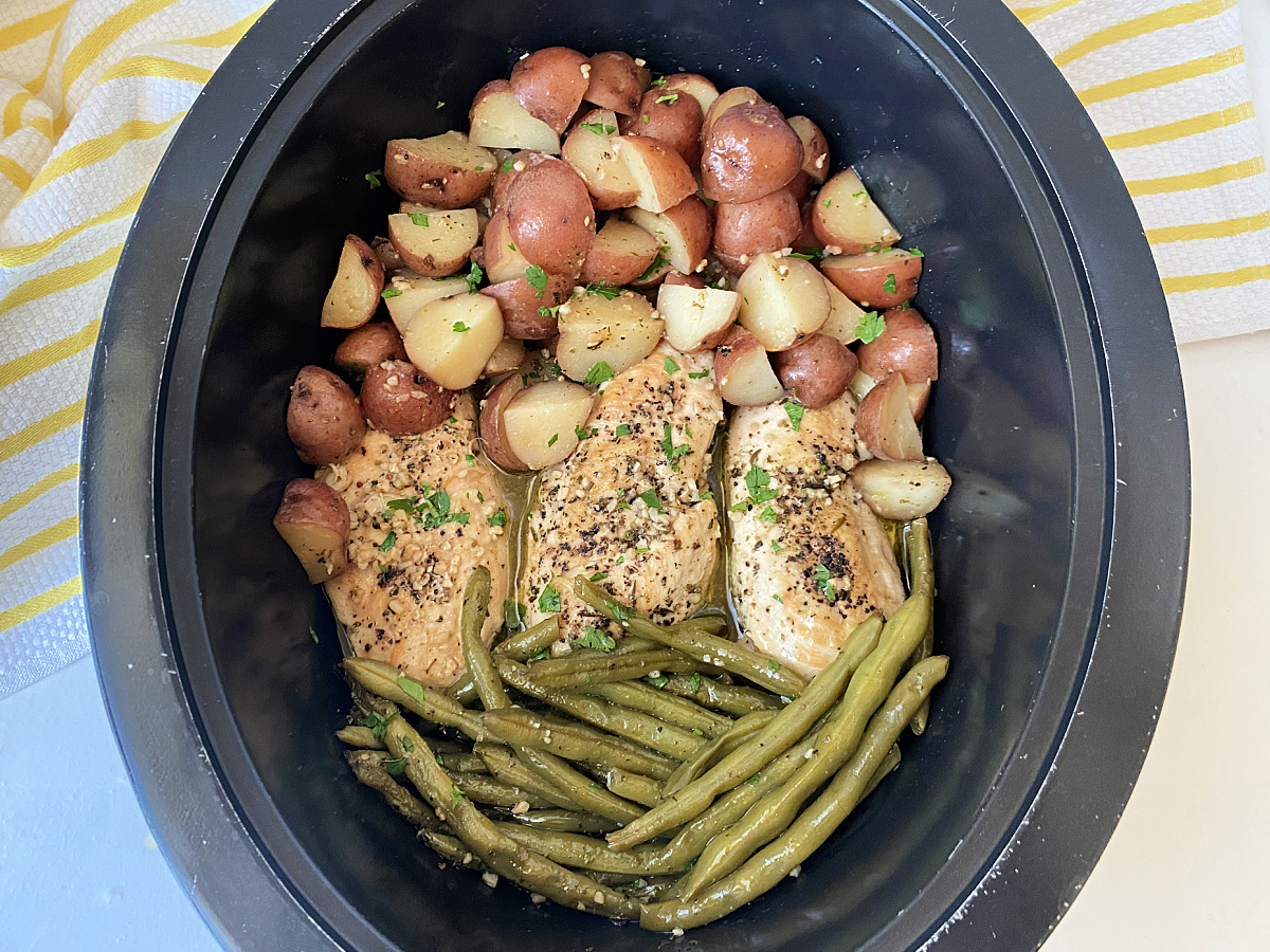 slow cooker chicken dinner