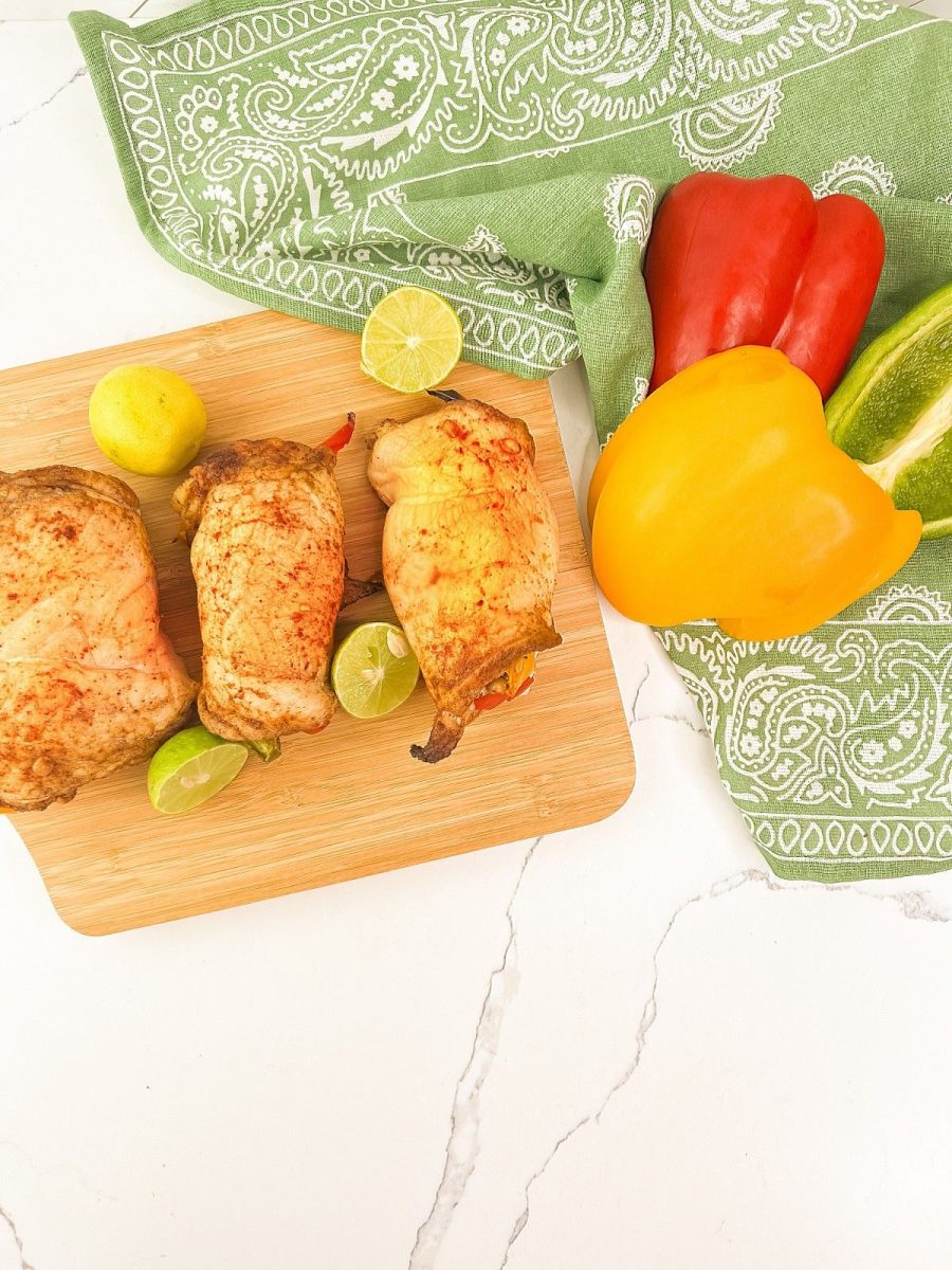 overhead shot of fajita chicken wraps