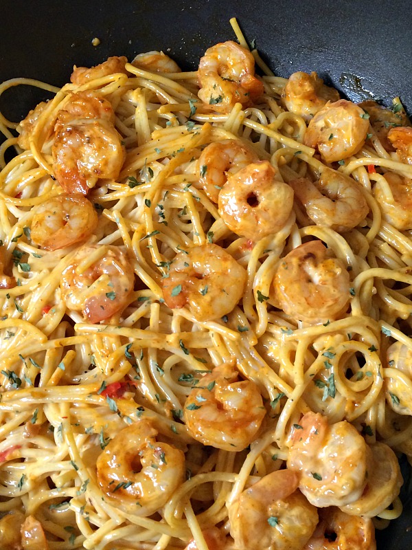 The shrimp is sauteed with garlic, red pepper flakes, and other spices then gently tossed with spaghetti noodles and a spicy sauce. The Bang Bang Sauce is a creamy concoction of mayonnaise, sweet chili sauce, and sriracha sauce. It's spicy yet not too hot, of course you can bump up the heat by adding more sriracha. This meal comes together in the time it takes to cook the pasta.