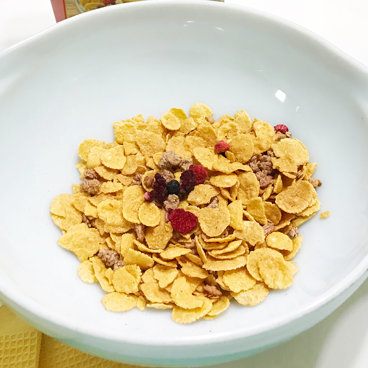 cornflakes in bowl for muffins
