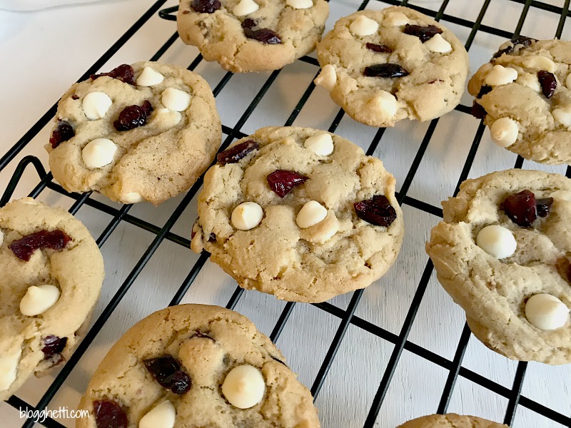 This year, for the Food Blogger Love Cookie Exchange,  I choose to bake a soft and chewy cranberry white chocolate cookie. They remind me of the ones at a local bakery here and I just love them. I think the dried cranberries make the cookies look a bit festive for the season.
