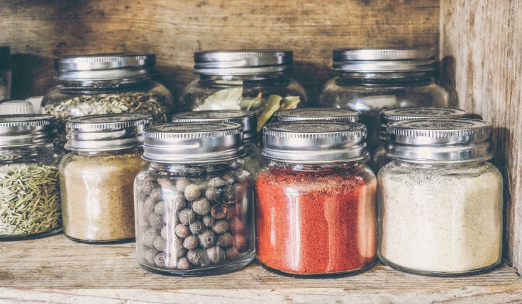 Building up spices and herbs