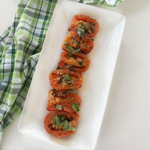 feature image for garlic grilled tomatoes