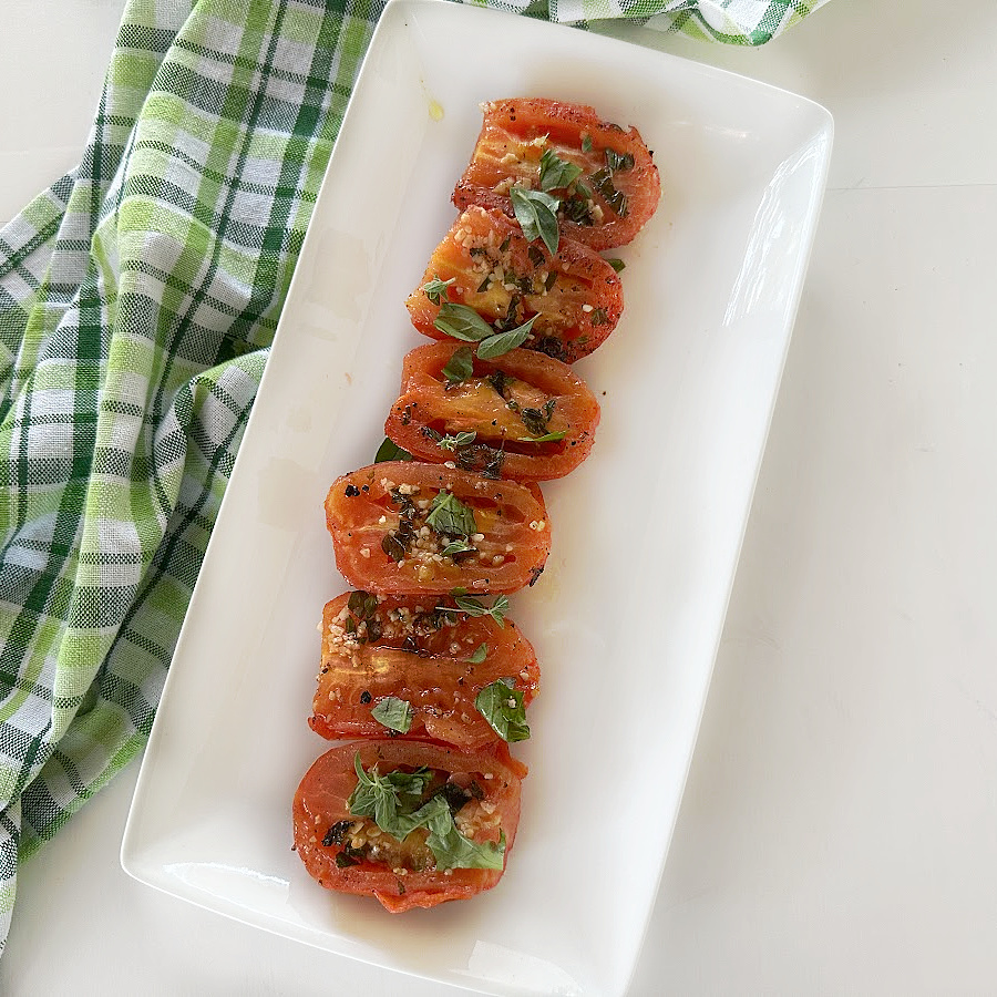 feature image for garlic grilled tomatoes