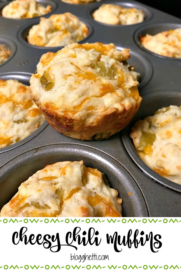 These tasty cheesy chili muffins are baked with sharp cheddar cheese and green chiles and are perfect to serve along side chili or a Tex-Mex meal. #cheese #muffins #chili #pinterestchallenge. 