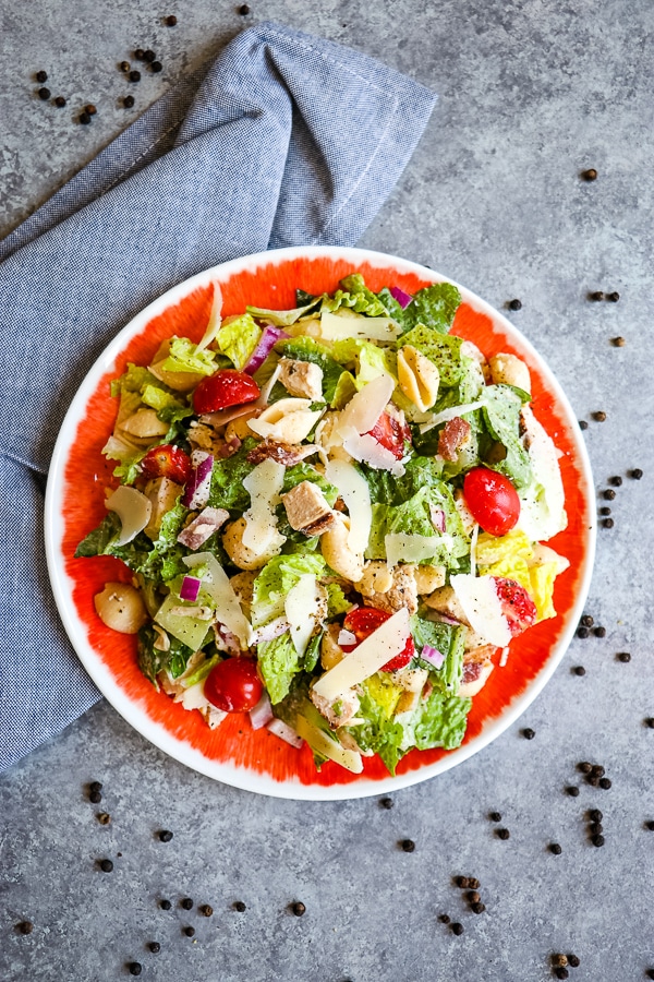 Chicken-Caesar-Pasta-Salad-Healthy-Pasta-Salad-vert4