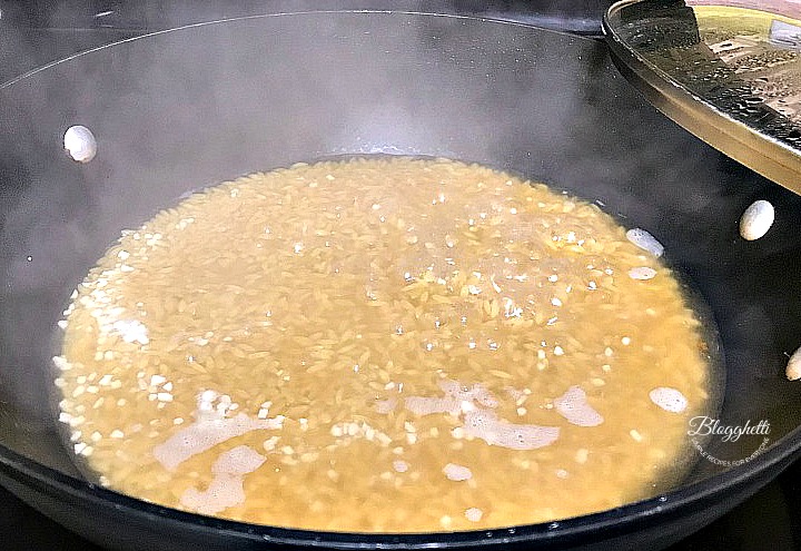 simmering orzo for Lemon Chicken Orzo recipe