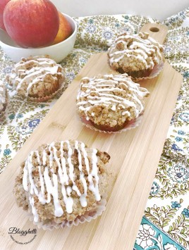 Apple Coffee Cake Muffins #AppleWeek