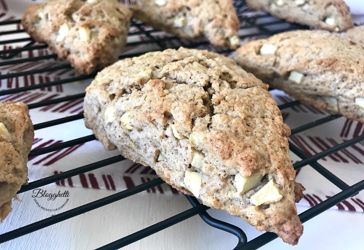 Freshly baked apple scones from oven on cooling rack