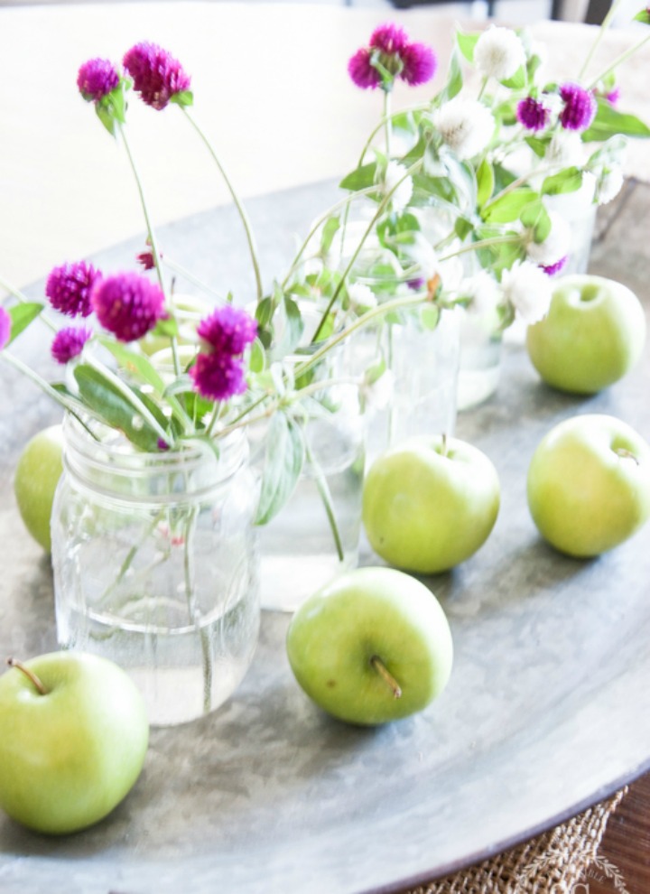 SIMPLE-AND-SWEET-EARLY-FALL-CENTERPIECE-kitchen-table-stonegableblog-3-2