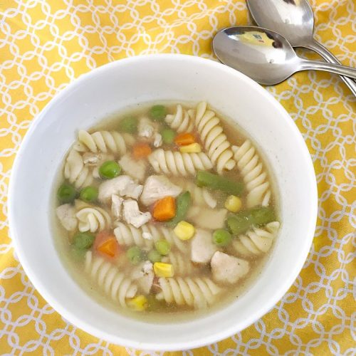 Soup Gift Set Just $19.54 on Walmart.com, Includes 4 Bowls & Chicken  Noodle Soup Mix!