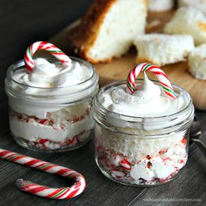 Candy-Cane-Mason-Jar-Desserts