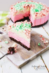 no-bake-peppermint-cheesecake-on-salvagesisterandmister.com_