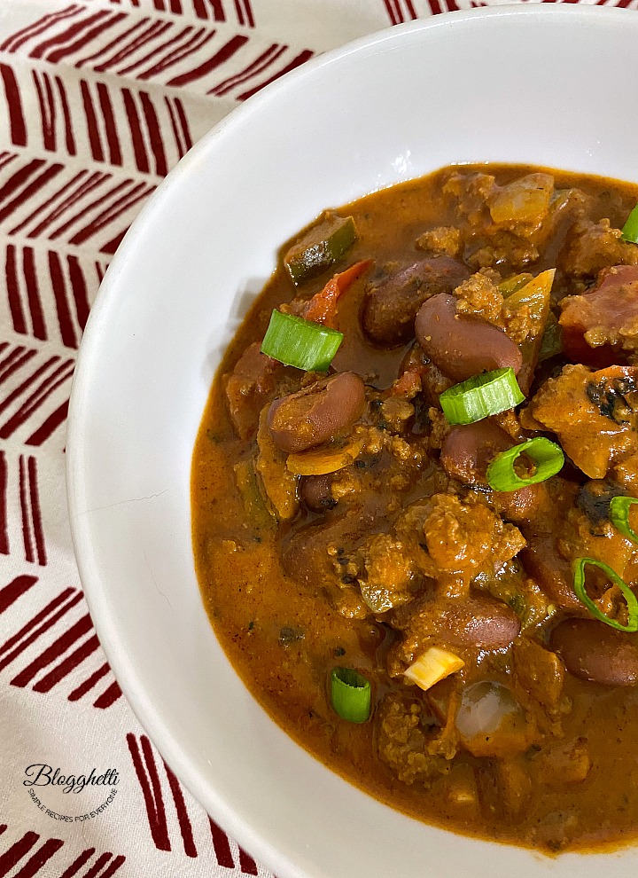 bowl of beefy peanut butter chili