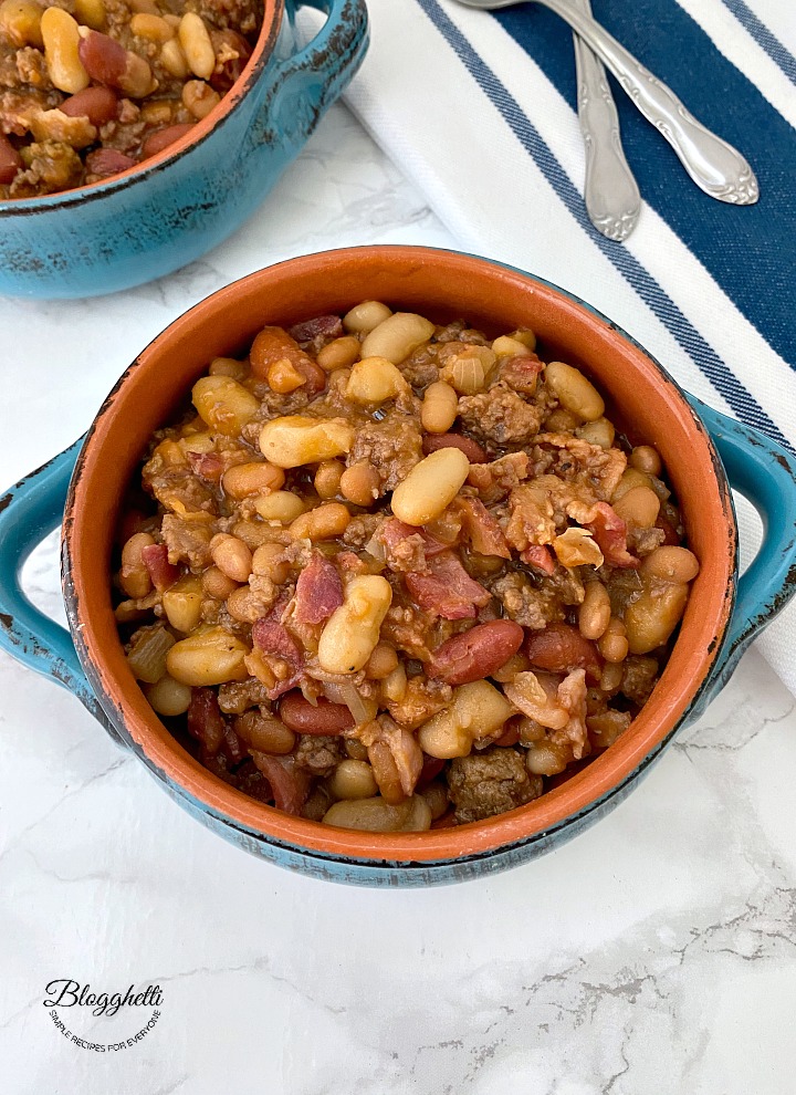 Slow Cooker Calico Baked Beans