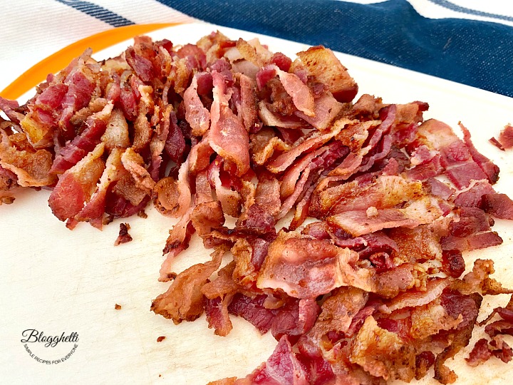 chopped crisp bacon