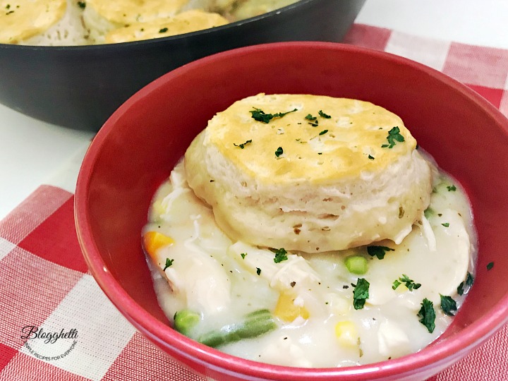 easy skillet chicken pot pie