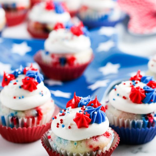 Mini-Cupcakes-for-4th-of-July-set-1-Final-1-600x773