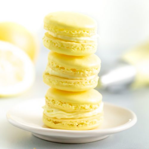 Lemon-Macarons-2