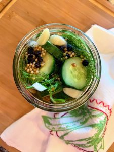 Refrigerator pickles