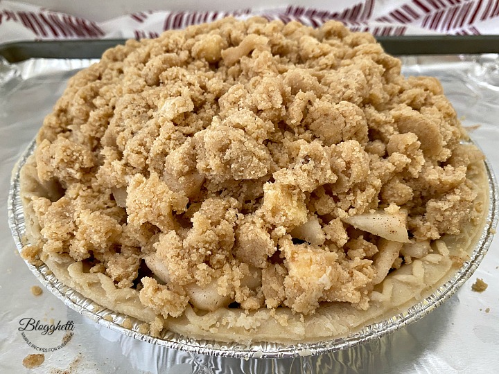 pear crumb pie ready to bake