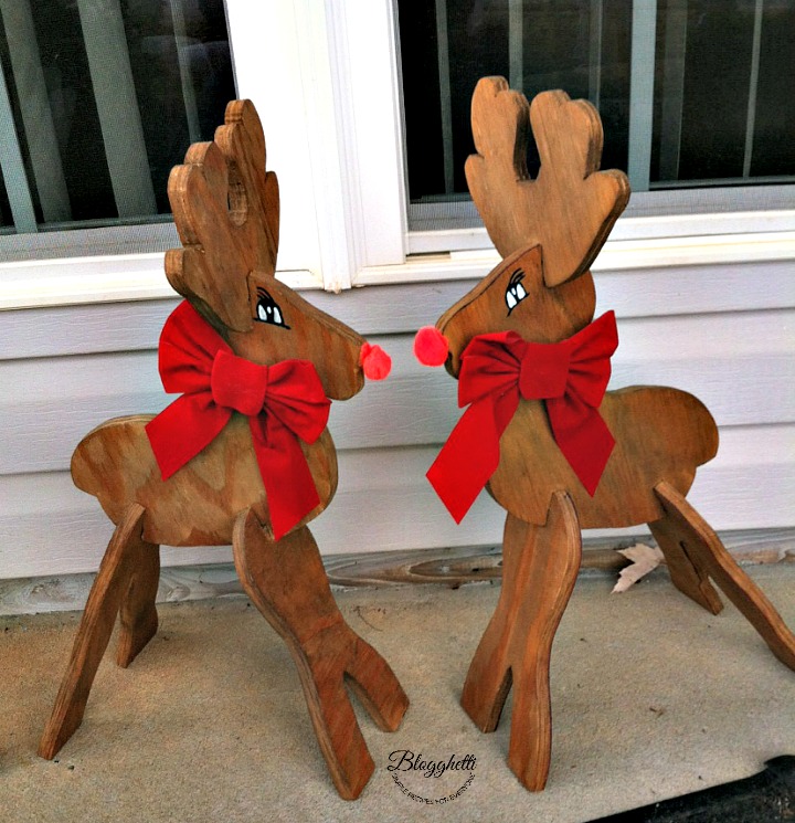 DIY Wooden Rudolph the Red-Nosed Reindeer