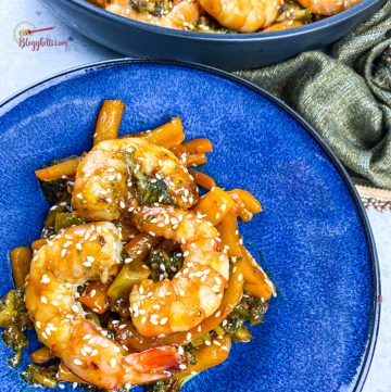 feature image of spicy honey garlic shrimp and broccoli