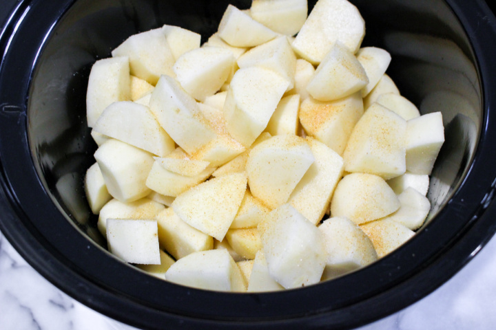 seasoned potatoes in slow cooker
