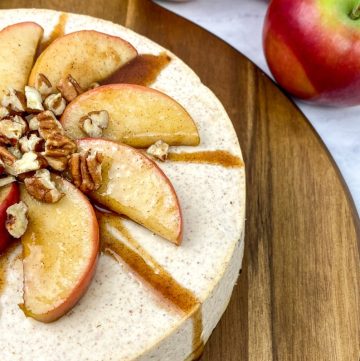 up close view of apple cinnamon cheesecake made in the instant pot