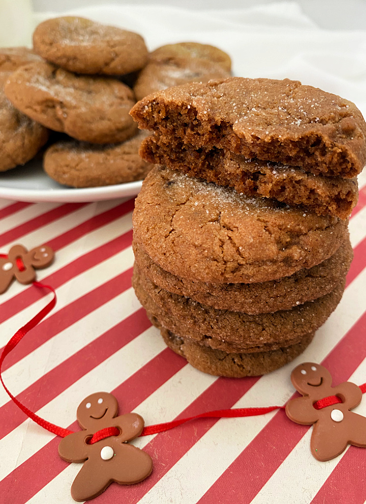 Chewy Gingerdoodles are a cross of a snickerdoodle and a soft gingerbread cookie. It’s filled with a zingy combination of spices that include ground ginger, cinnamon, and along with a bit of molasses. 