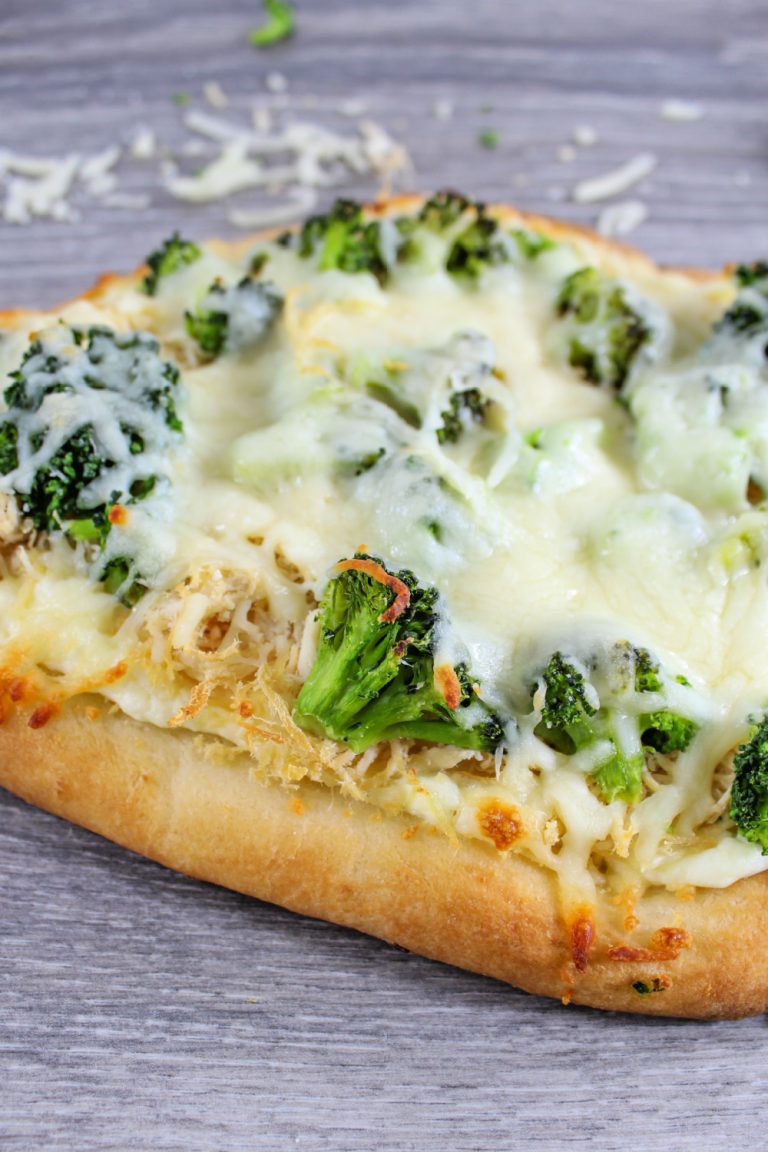 Chicken and Broccoli Alfredo Flatbread Pizza