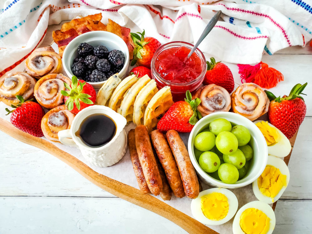 easy to make breakfast charcuterie board with classic foods