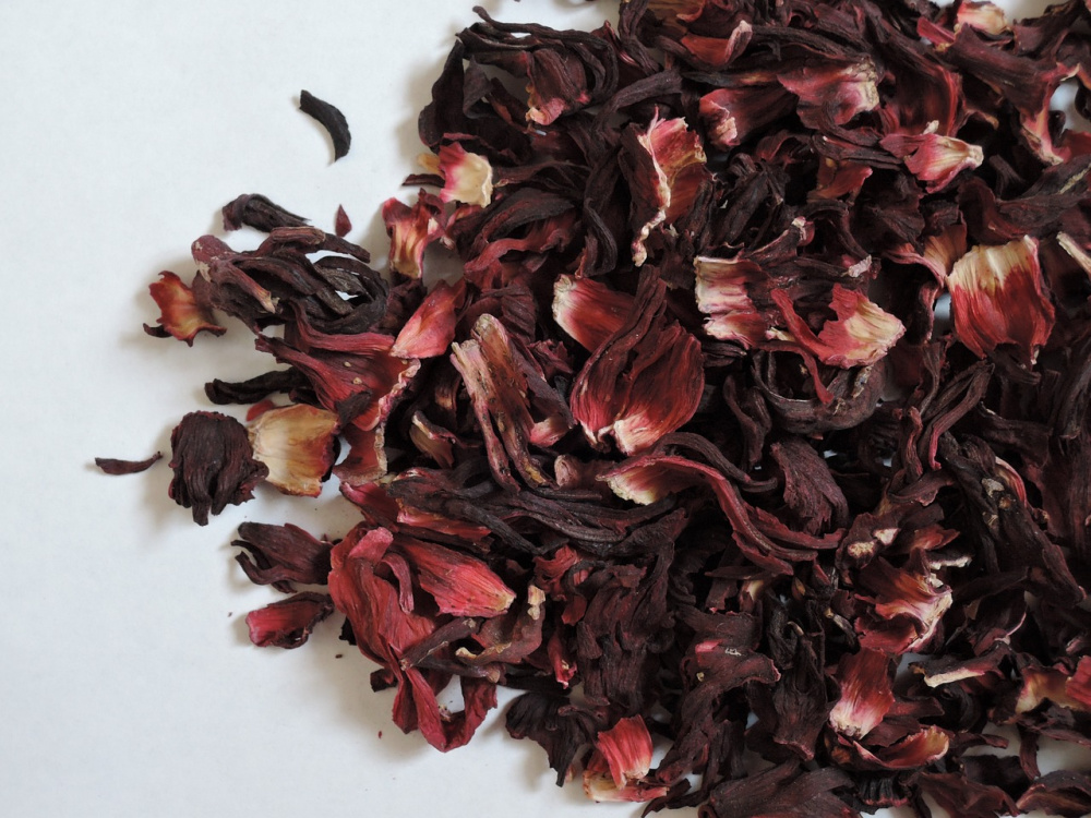 hibiscus tea leaves