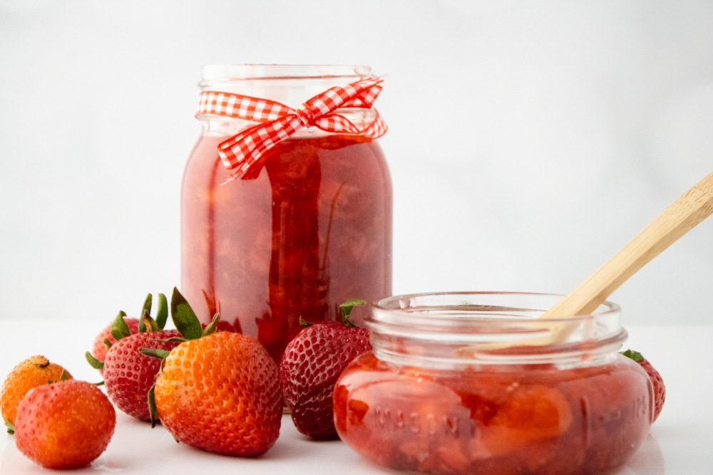 homemade strawberry preserves without pectin