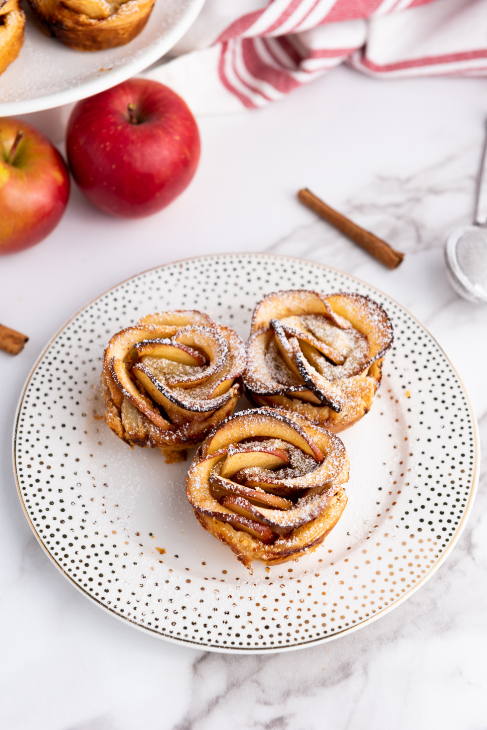 Puffed Pastry Apple Roses Recipe