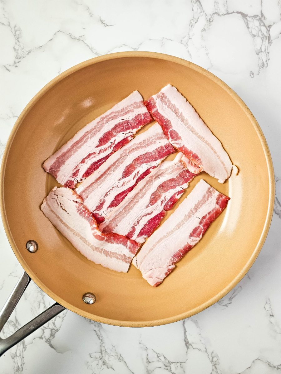 cook bacon in skillet