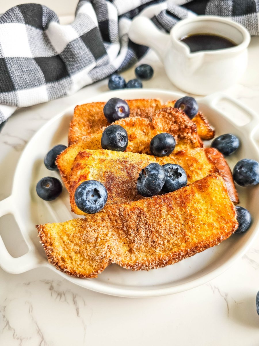 air fried french toast with blueberries