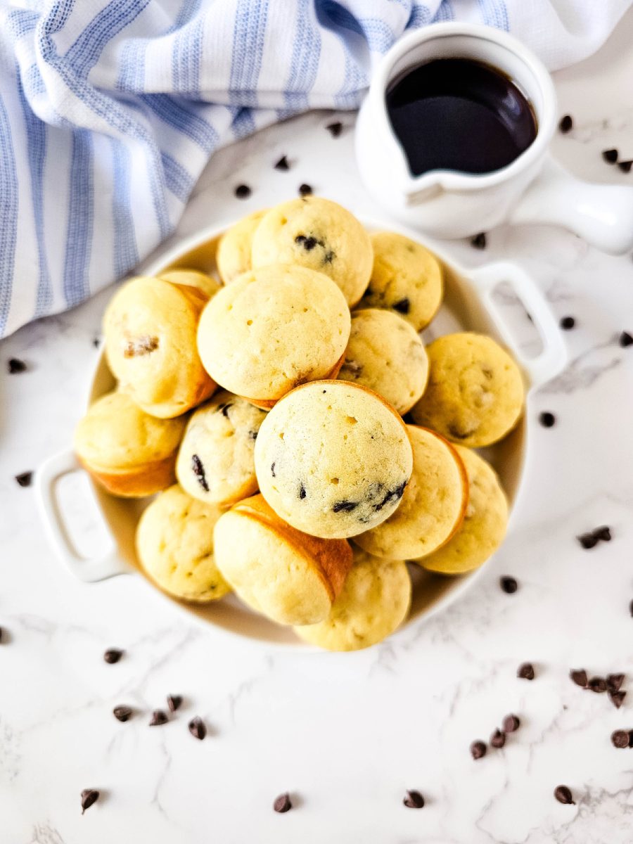 mini muffins in bowl