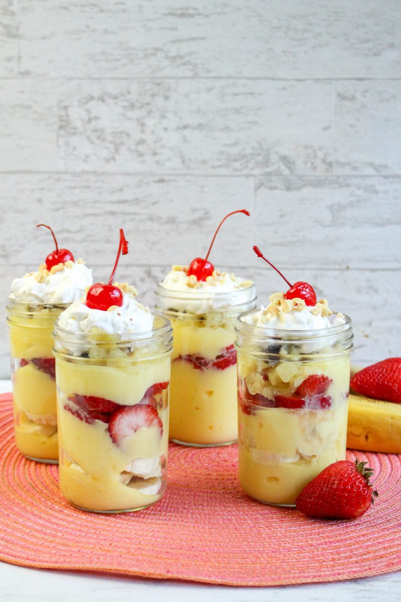 easy banana split with pudding