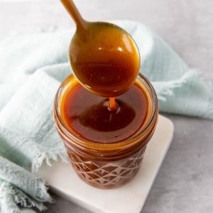 feature image of caramel sauce
