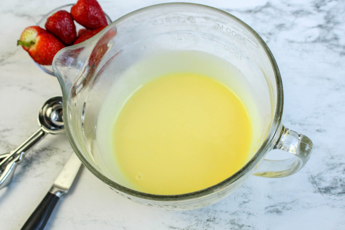 make pudding in bowl