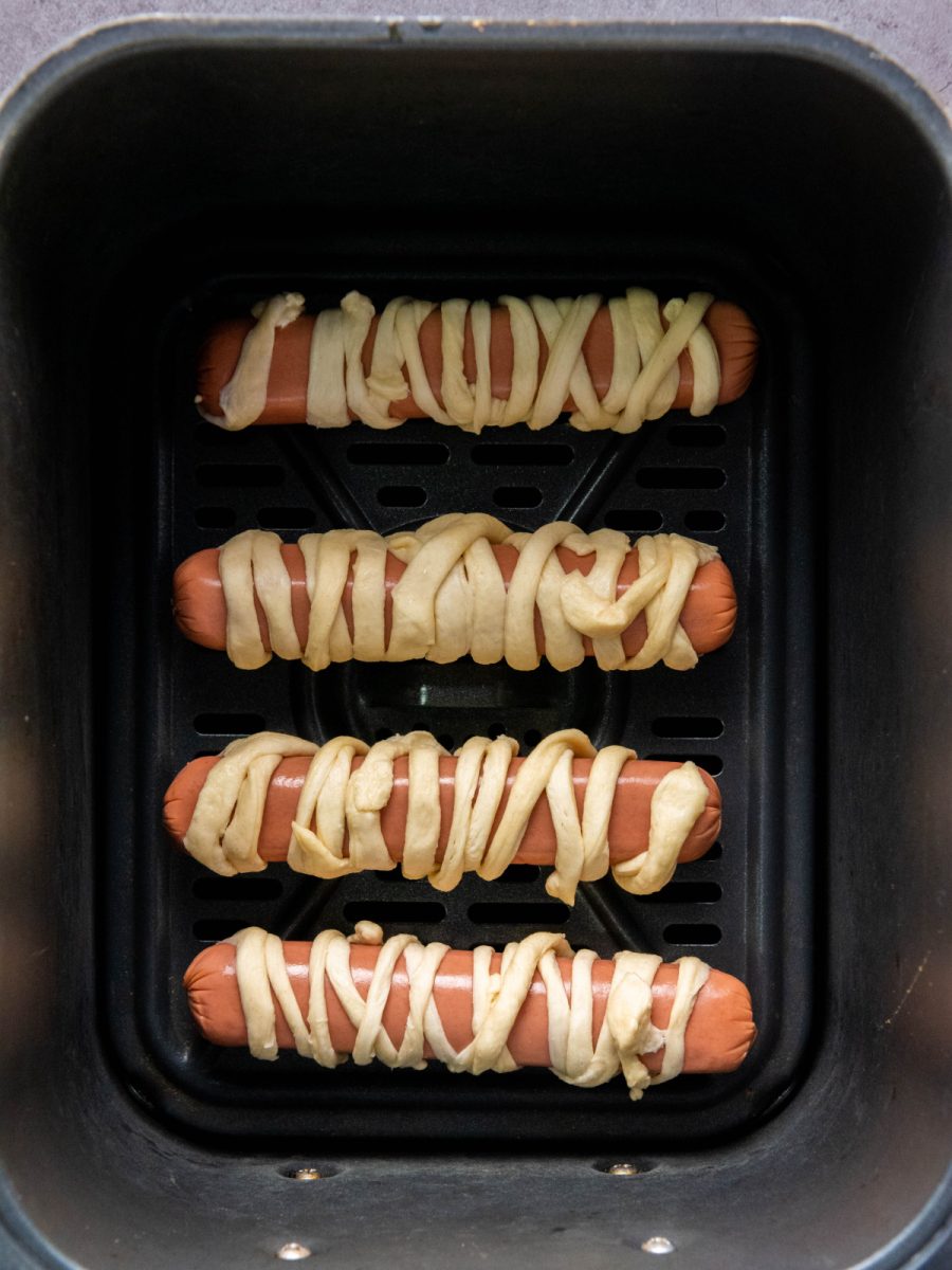 cook hot dogs in air fryer