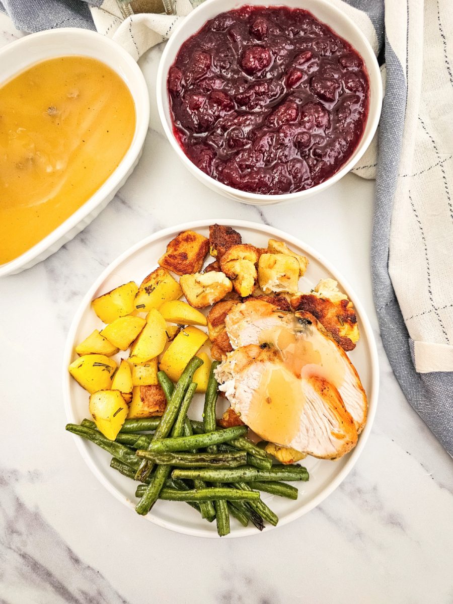 close up of thanksgiving sheet pan dinner