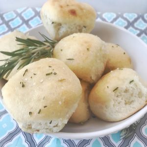 feature image for slow cooker rolls